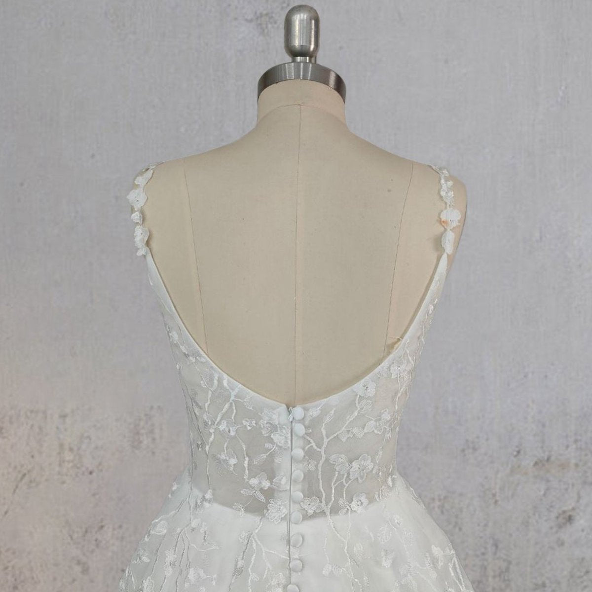 A-line Flower Appliqued Tulle Wedding Dresses