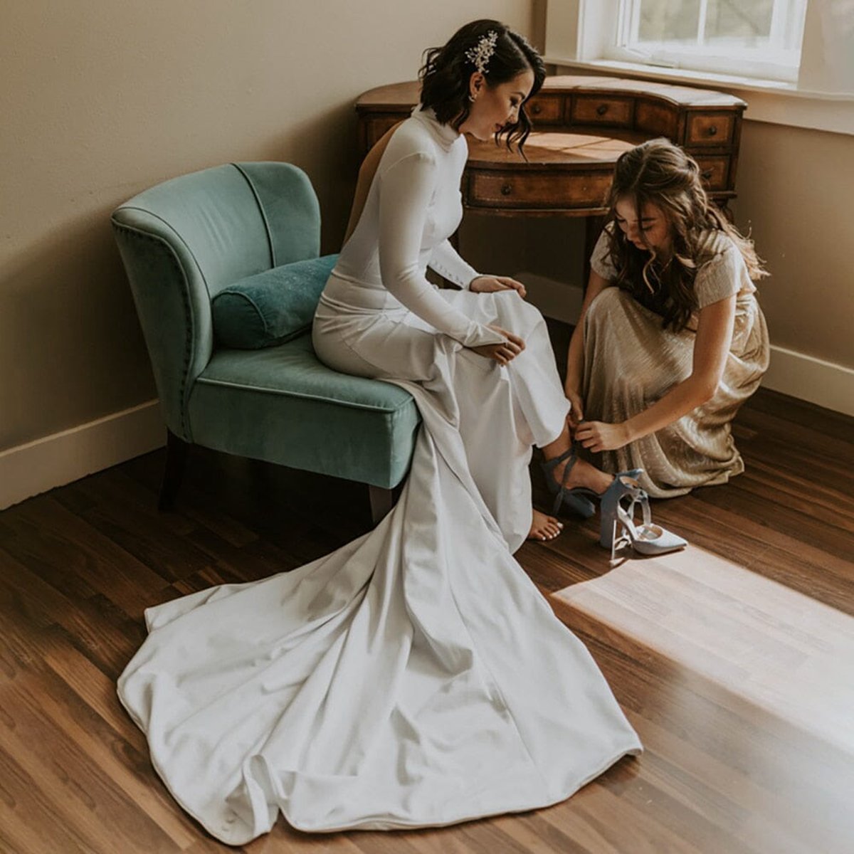 Mermaid Open Back High Neck Wedding Dresses