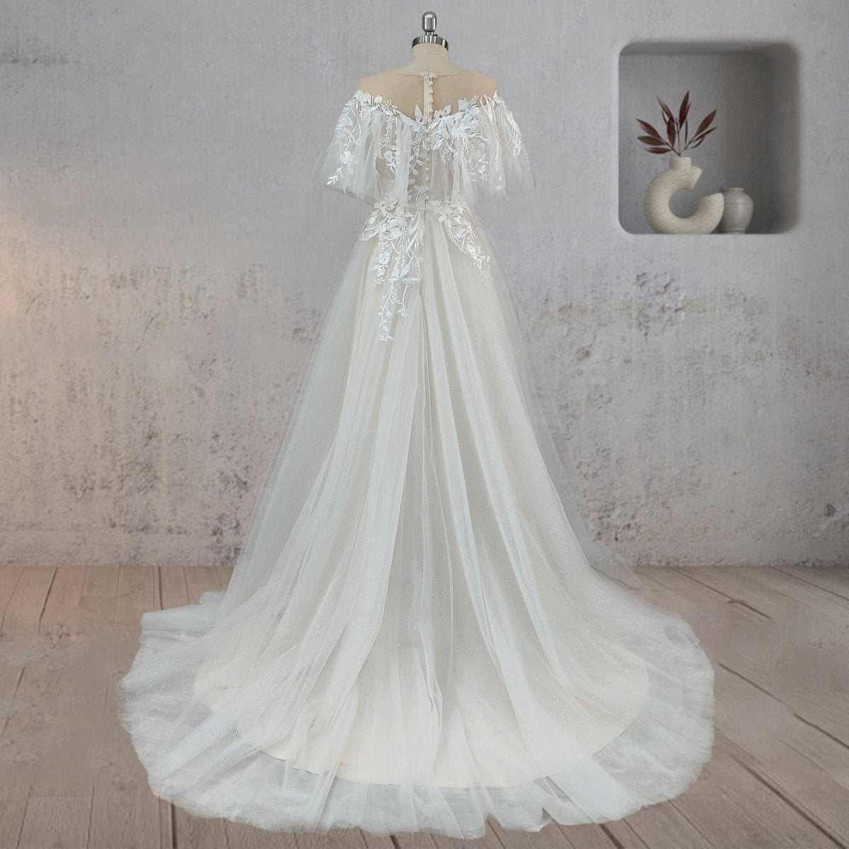A-line Lace Button CoveBack Tulle Wedding Dresses