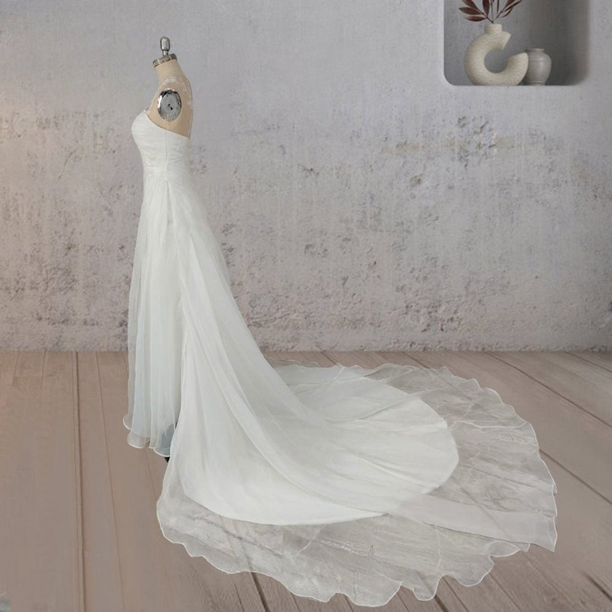 Mermaid Pearled Enchantment Lace Appliqued Wedding Dresses