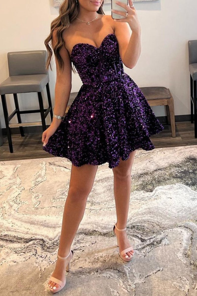 A-line Sweetheart Sequins Short Homecoming Dresses