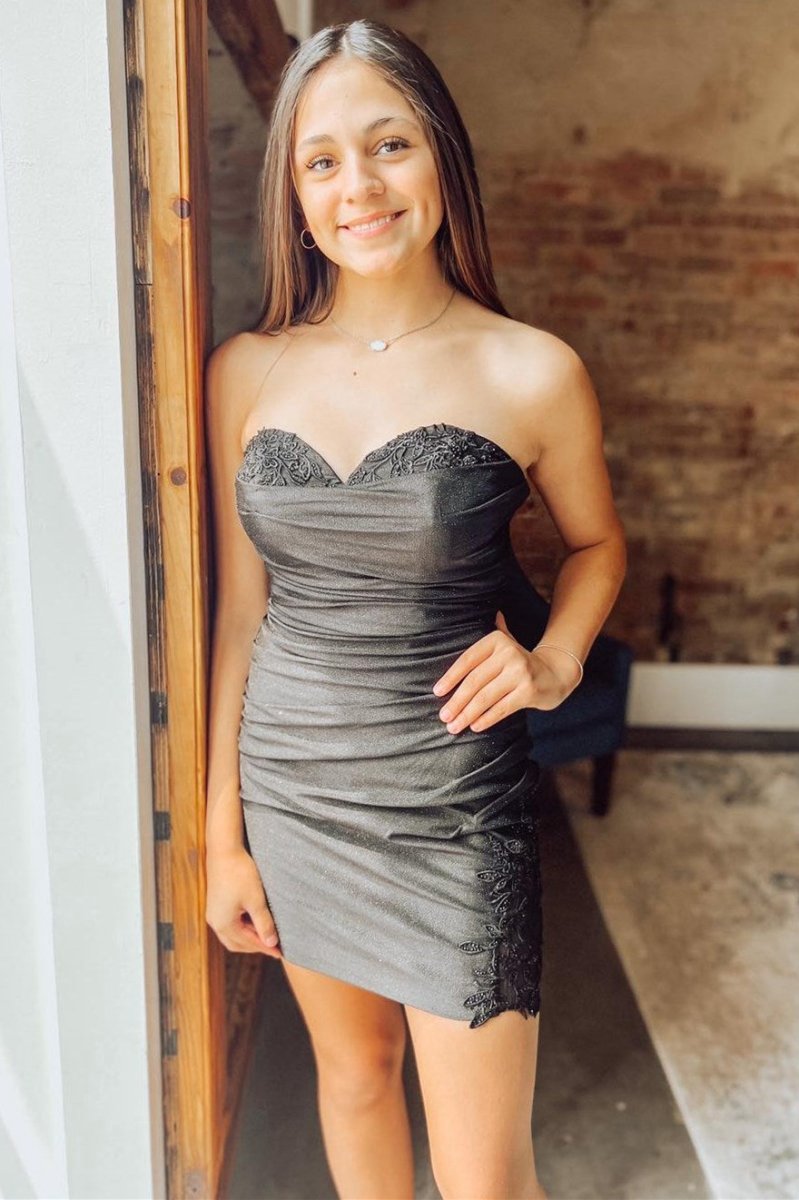 Sweetheart Fitted Short Dresses with Floral Lace