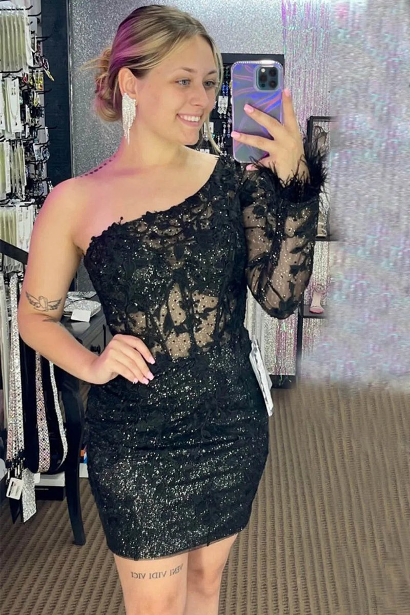 One Shoulder Long Sleeve Appliques Sheath Homecoming Dresses