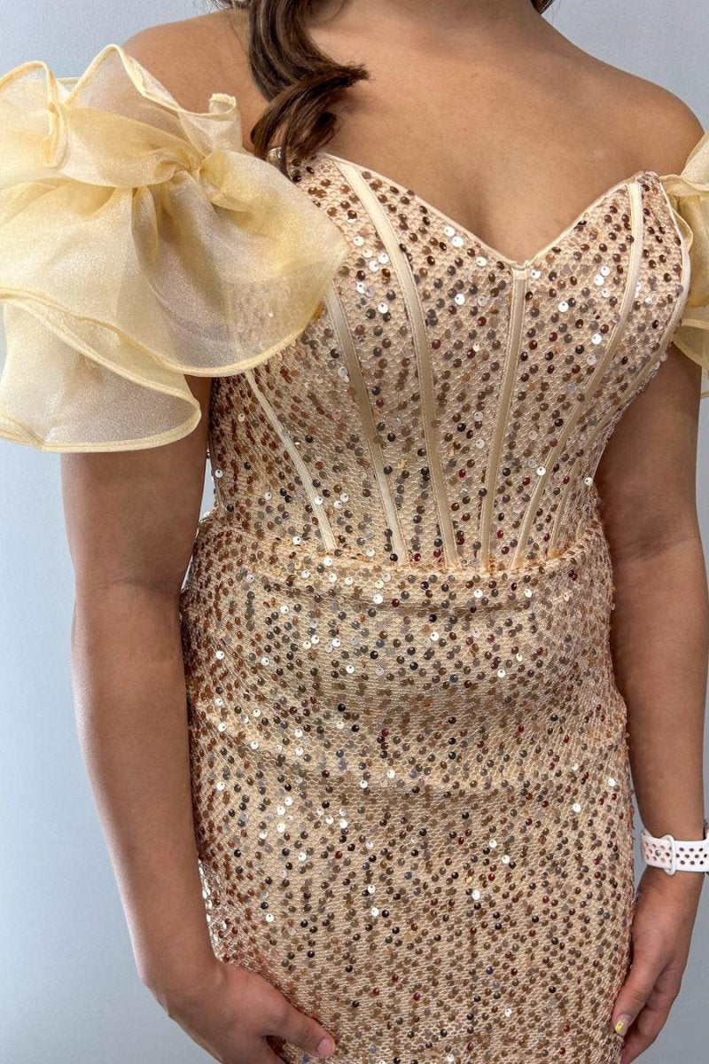 Bodycon Off-the-Shoulder Iridescent Sequin Short Homecoming Dresses