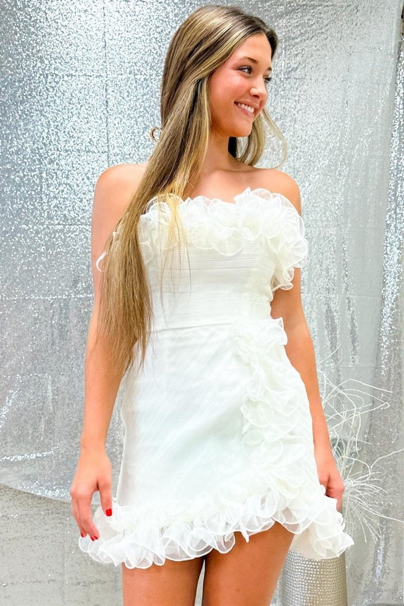 Sheath Sweetheart Strapless Short Homecoming Dresses with Ruffles