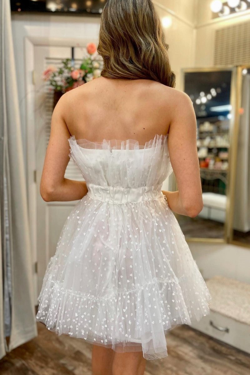 A-line Polka Dot Strapless Ruffle Short Homecoming Dresses