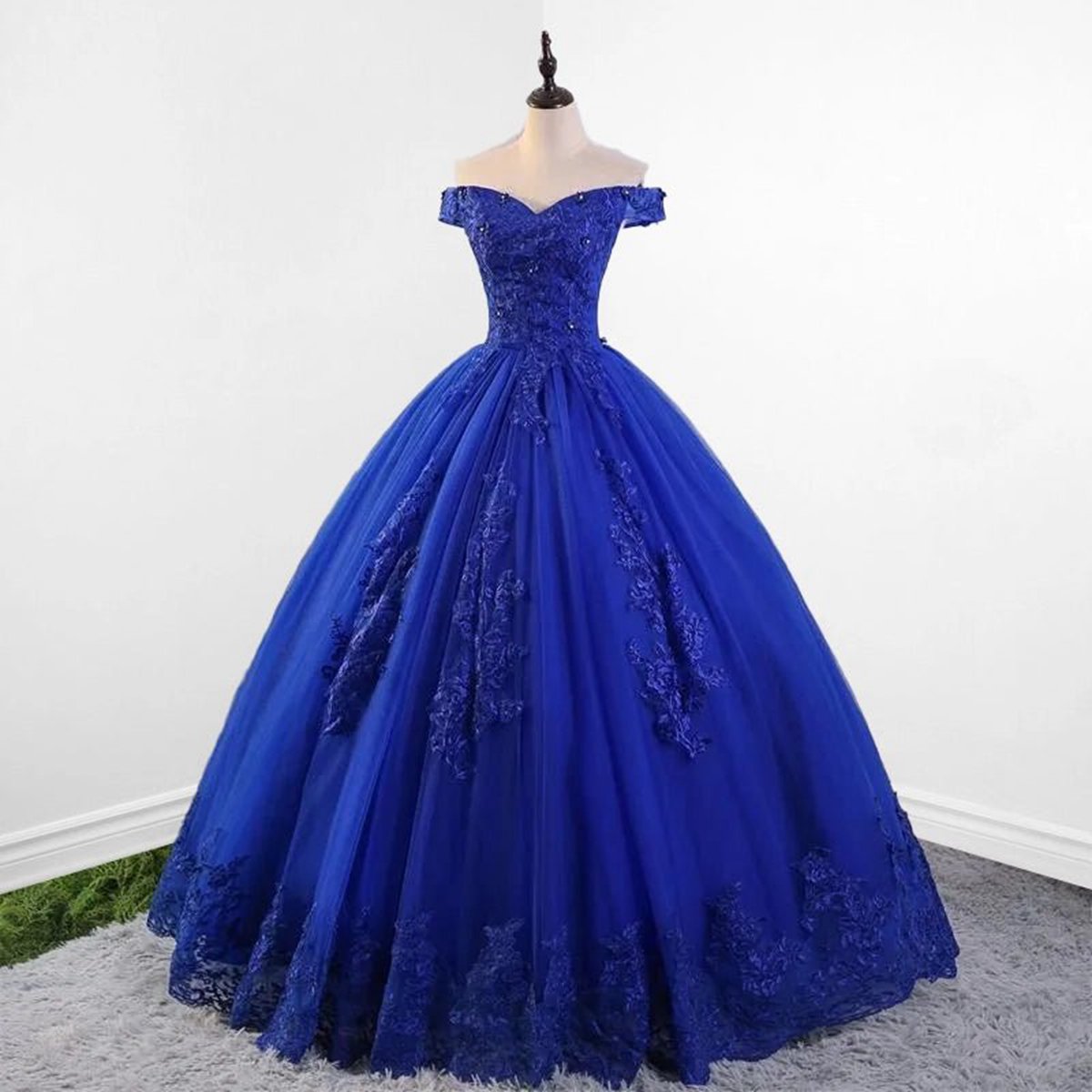 Lace Off the Shoulder Quinceanera Dresses with Flowers