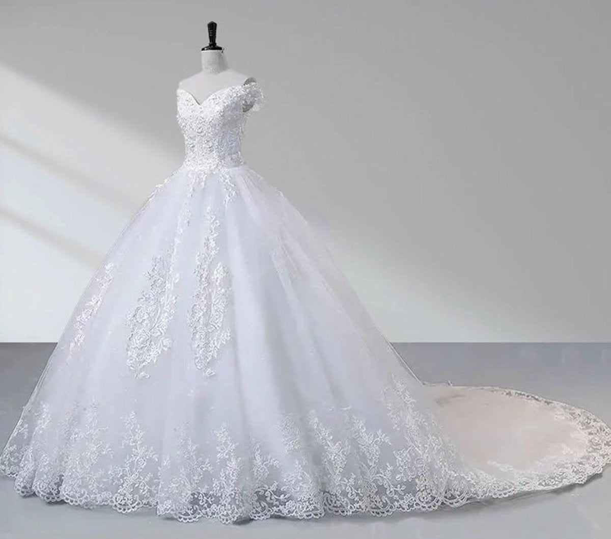 Lace Off the Shoulder Quinceanera Dresses with Flowers