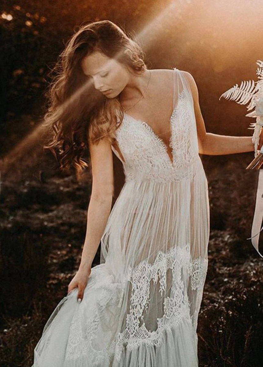 Bohemian Wedding Dresses V-Neck Backless Romantic Dreamy Bridal Gowns