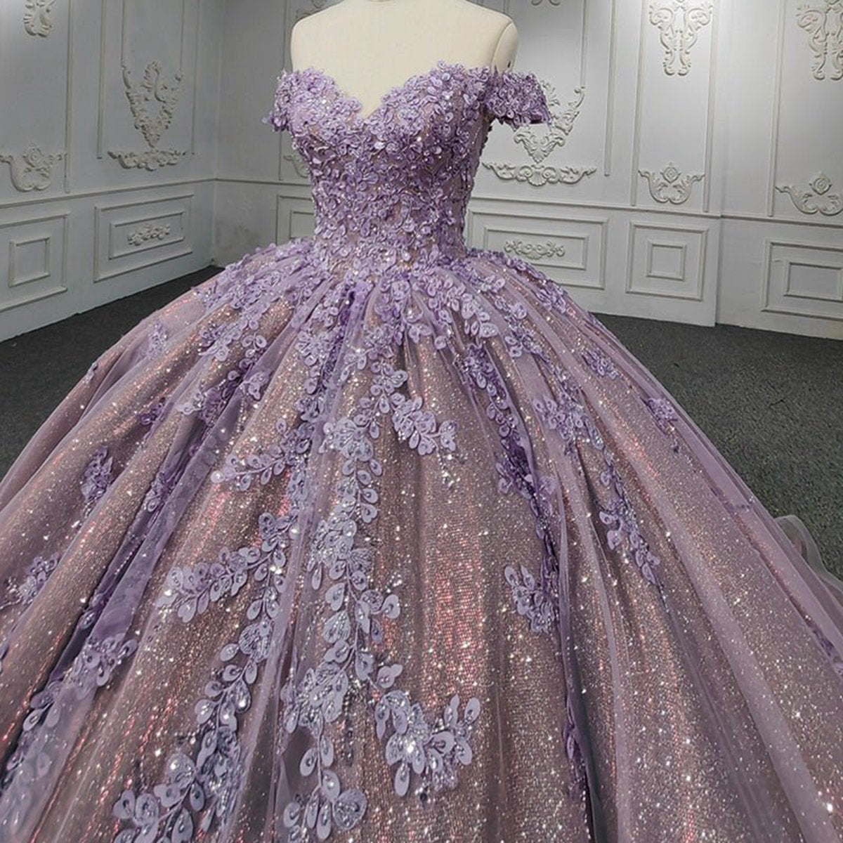 Off-the-Shoulder Quinceanera Dresses with Flower