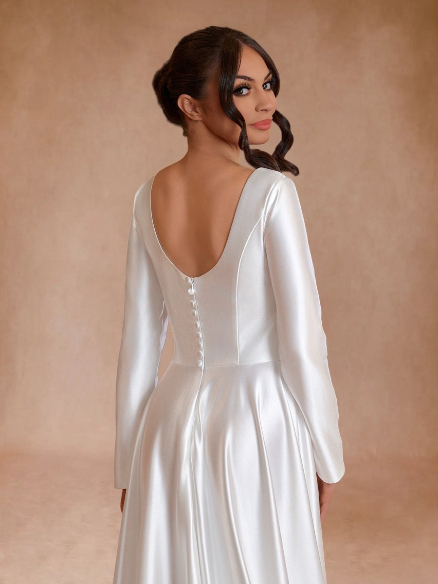 Vintage Satin A-line Bateau Neckline Long Sleeves Bridal Gown Wedding Dresses