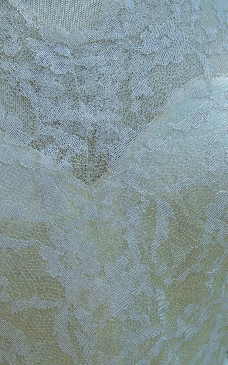 Middleton Style Vintage Long Lace Sleeves Fitted Bodice Bridal Gown Wedding Dresses