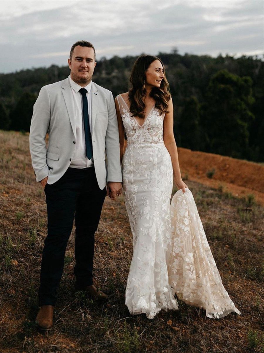 Floral Lace Appliques V Neck Sleeveless Mermaid Boho Wedding Dresses