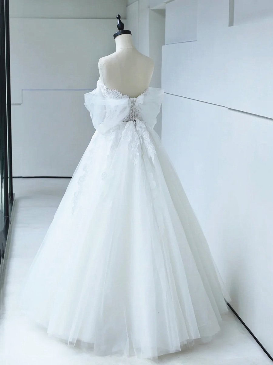 Off the Shoulder Lace Appliques Sleeveless Lace-Up Wedding Dresses
