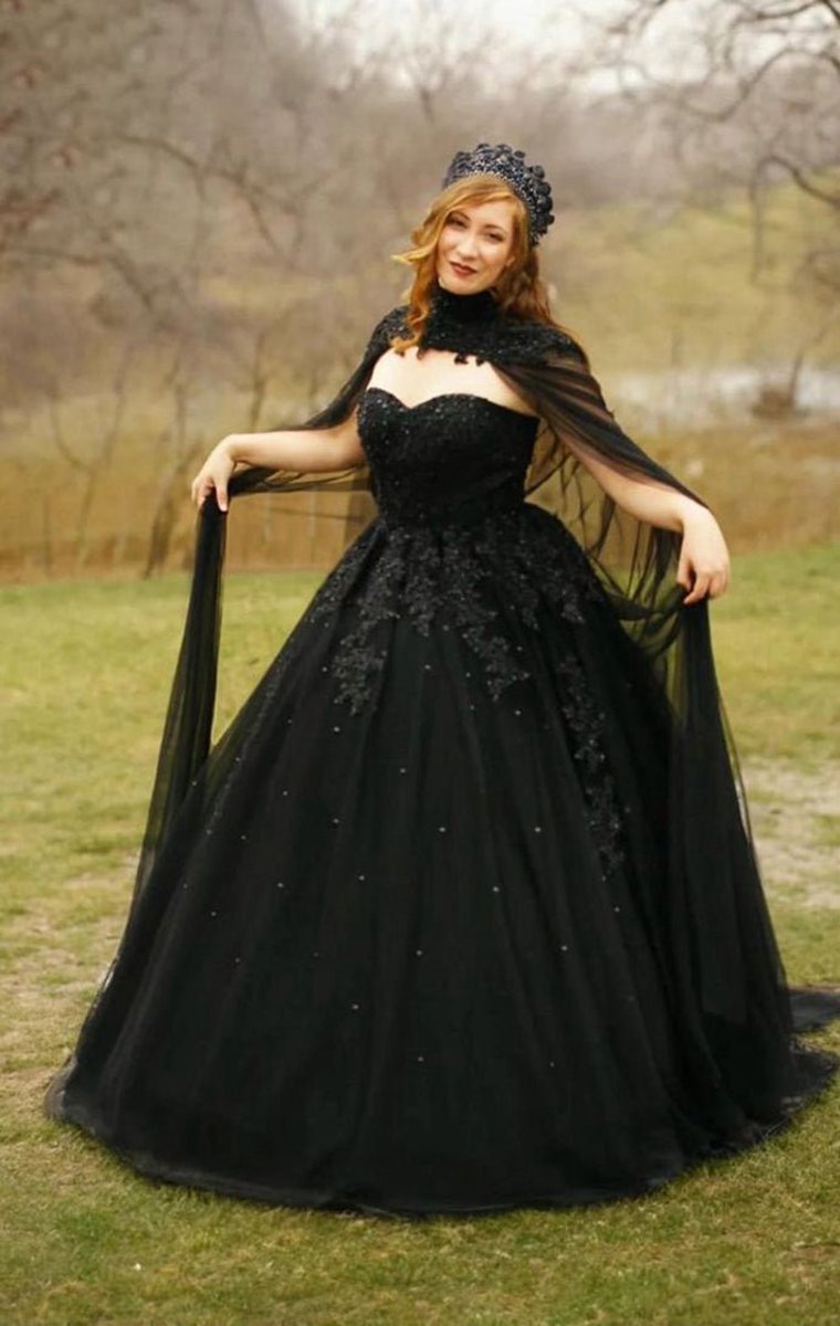 2024 New Crystals Appliques Tulle Sweetheart Long Wedding Dresses