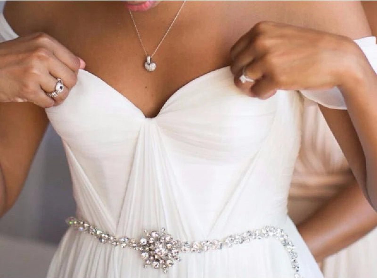 Newest Off the Shoulder Chiffon Wedding Dresses with Beadings