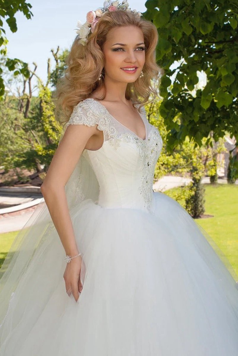 Ball Gown V-Neck Ruched Cap Sleeve Tulle Wedding Dresses