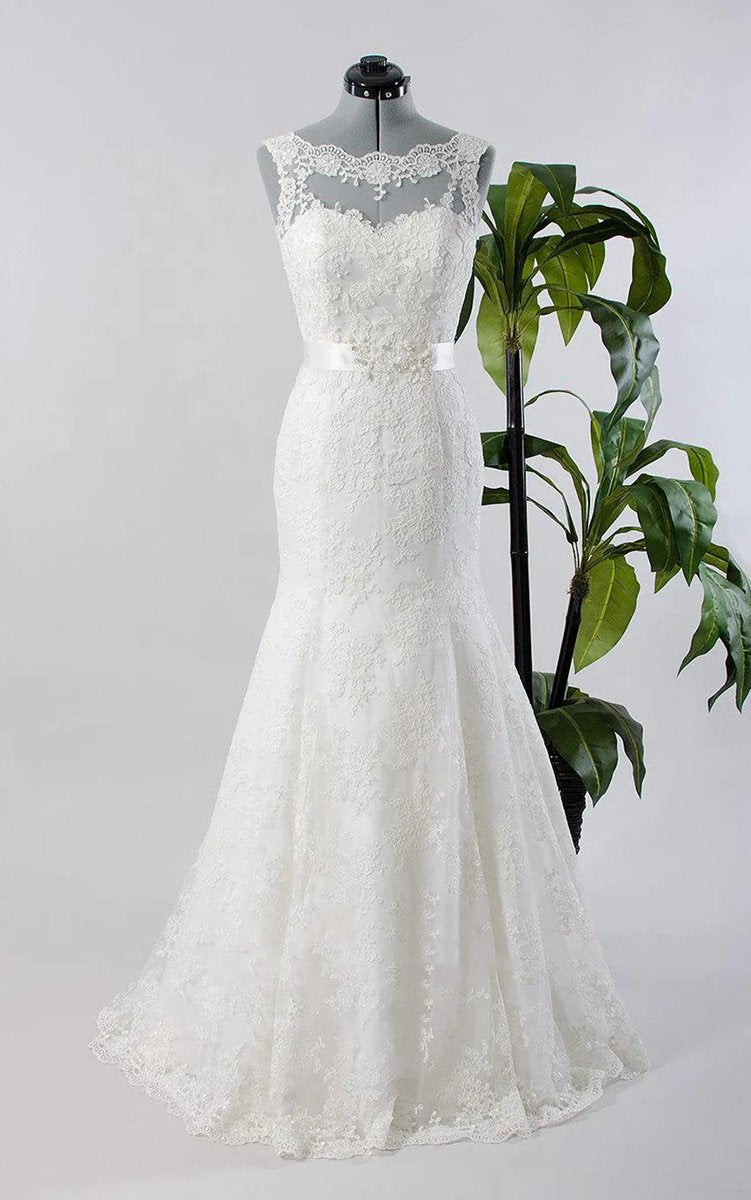 Mermaid Sleeveless Lace Appliques Backless Wedding Dresses with Sash