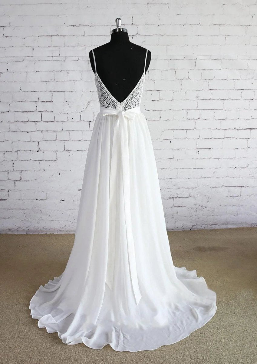Spaghetti Strap A-line Chiffon Sleeveless Zipper Backless Wedding Dresses with Lace