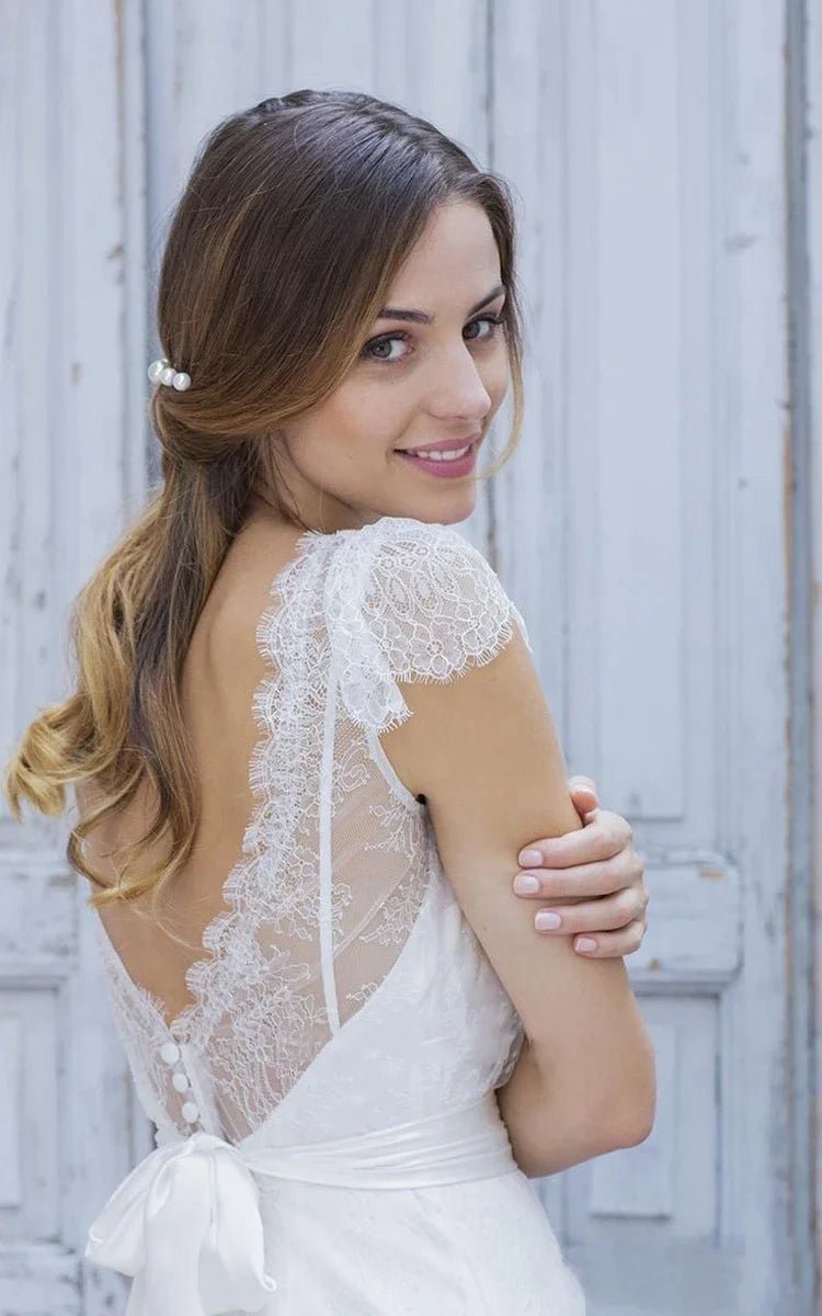 A-line V-Neck Short Cap Sleeves Backless Tulle Lace Wedding Dresses