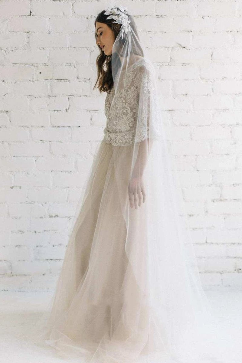 Bateau Lace Half Sleeve A-line Tulle Dresses with Low-V Back