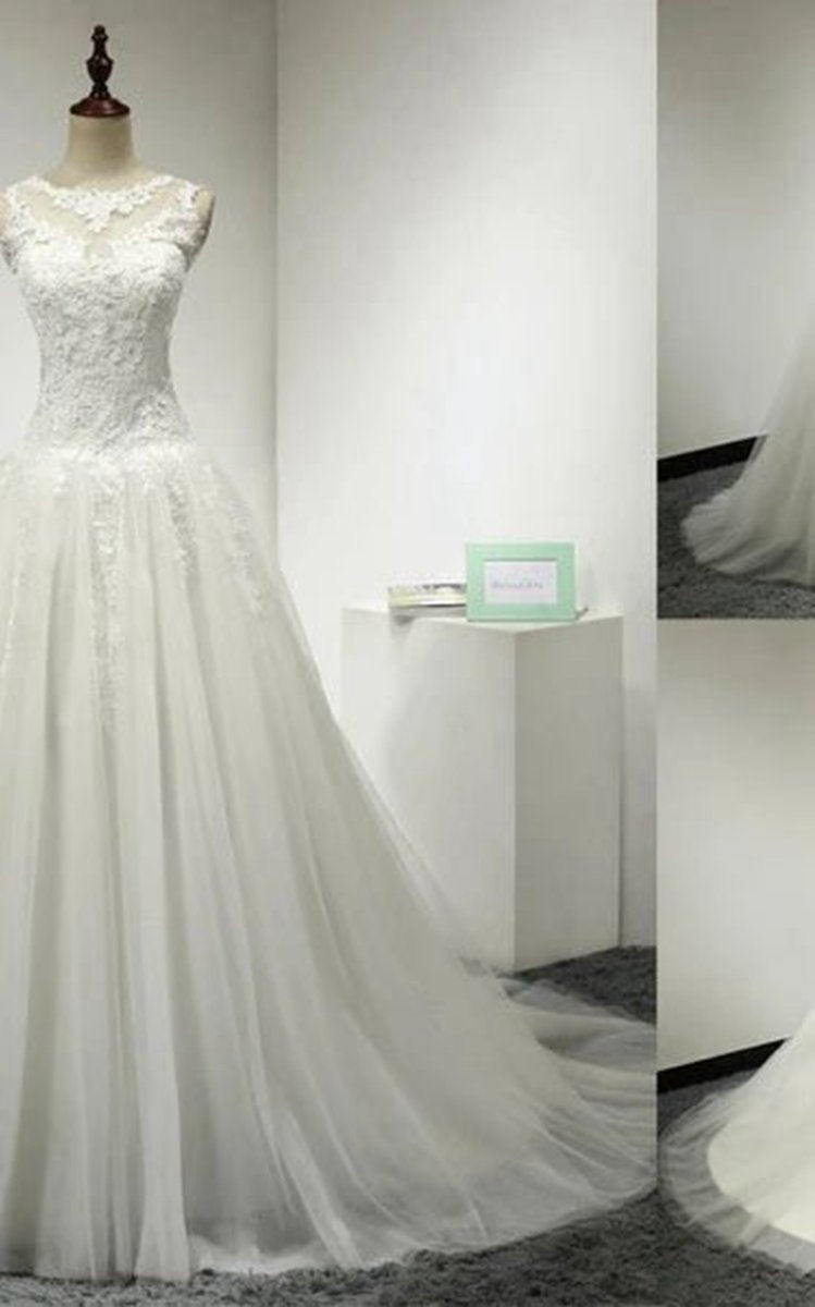 A-line Tulle Bridal Gown Weddig Dresses with Lace Bodice and Dropped Waist