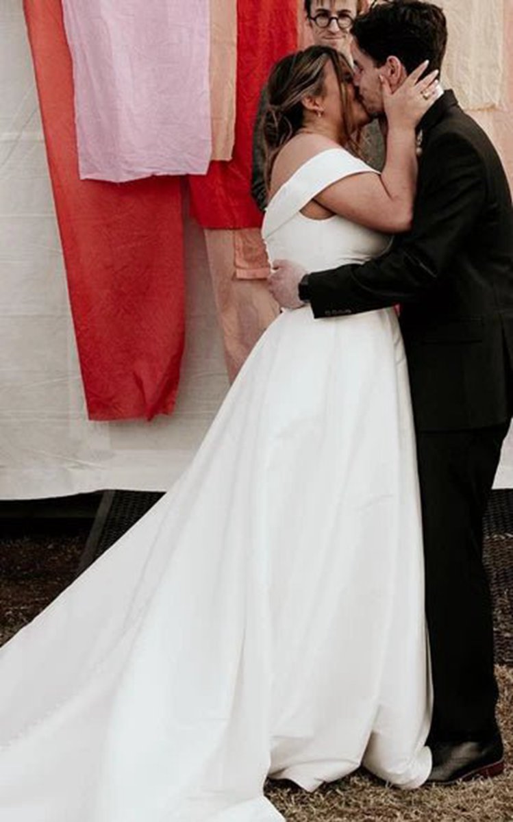 Romantic Off-the-shoulder A-line Satin Wedding Dresses with Button Back