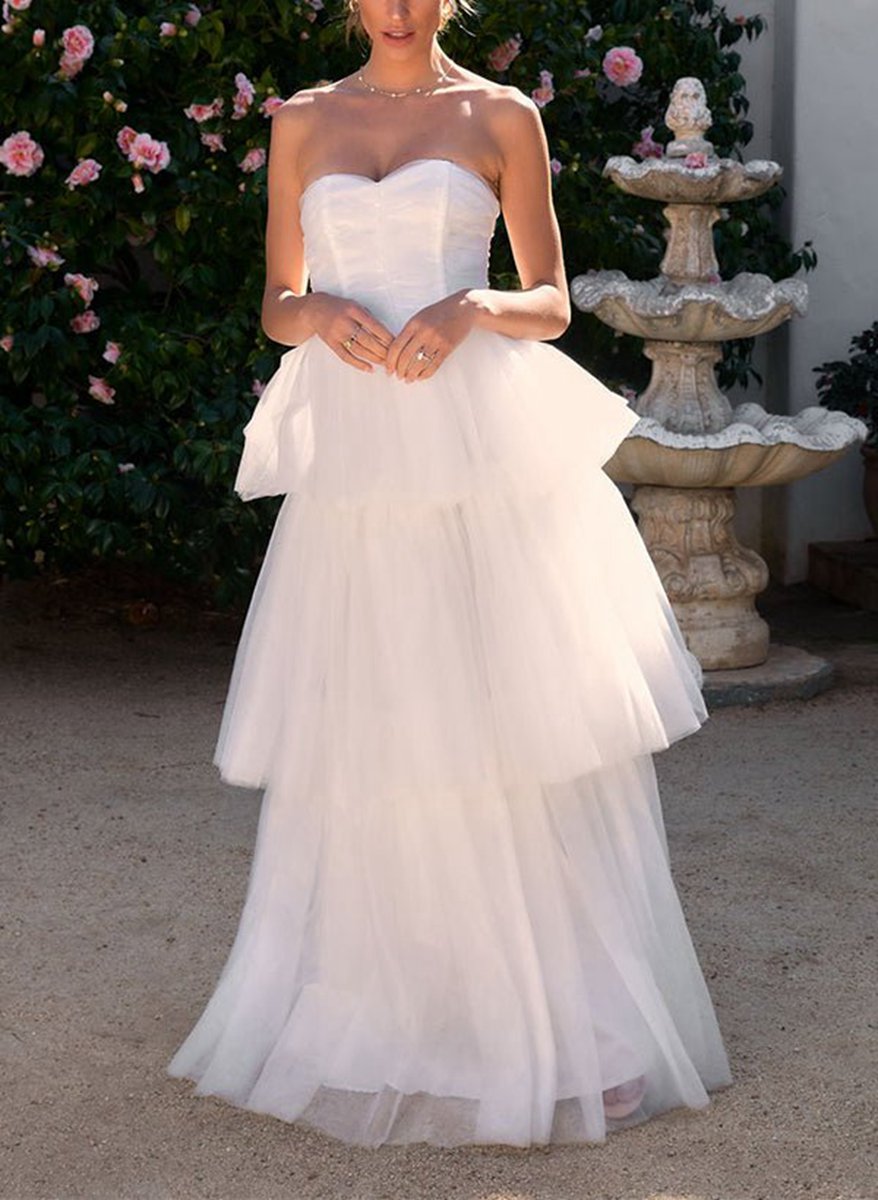 Elegant A-line Sweetheart Sleeveless Floor-Length Tulle Wedding Dresses