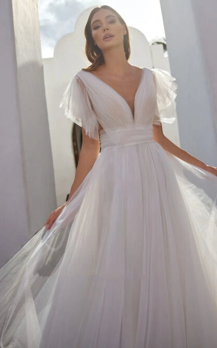 Casual Beach A-line Tulle Wedding Dresses with V-neck And Low-V Back
