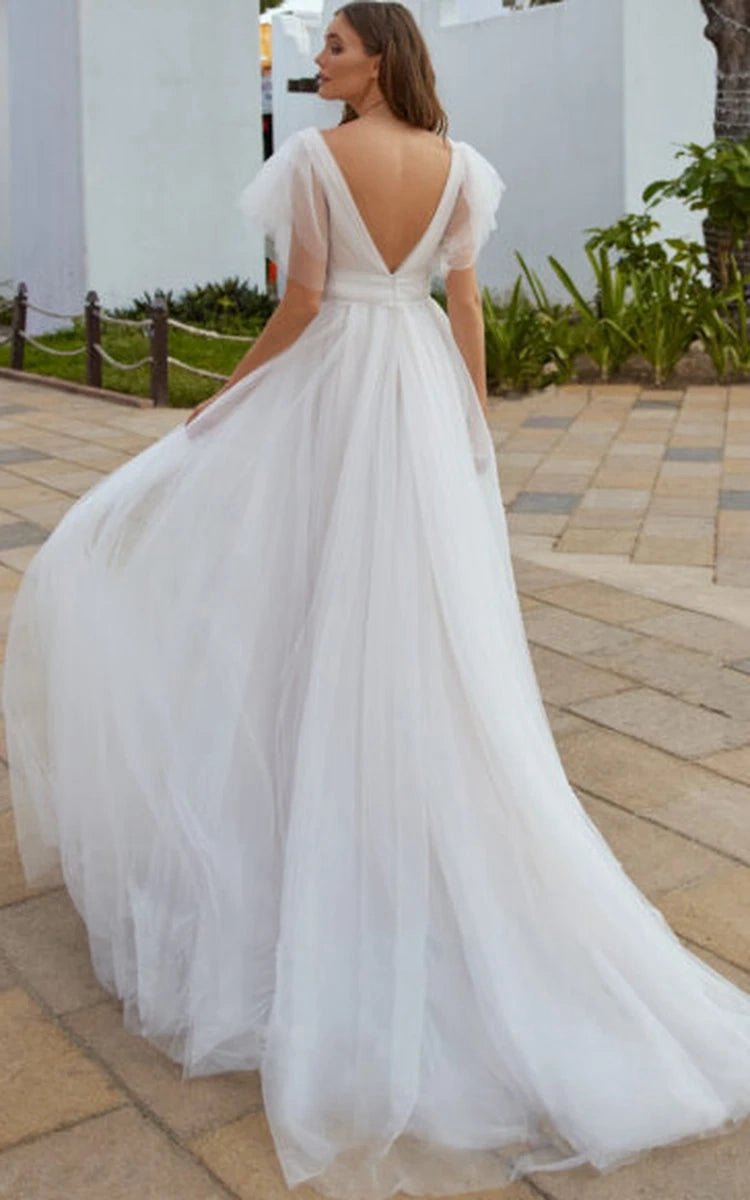 Casual Beach A-line Tulle Wedding Dresses with V-neck And Low-V Back