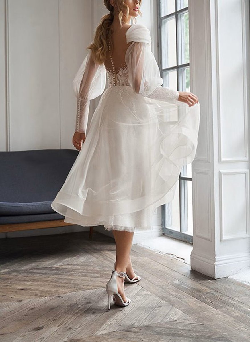 A-line Sweetheart Long Sleeves Elegant Tulle Wedding Dresses with Appliques Lace