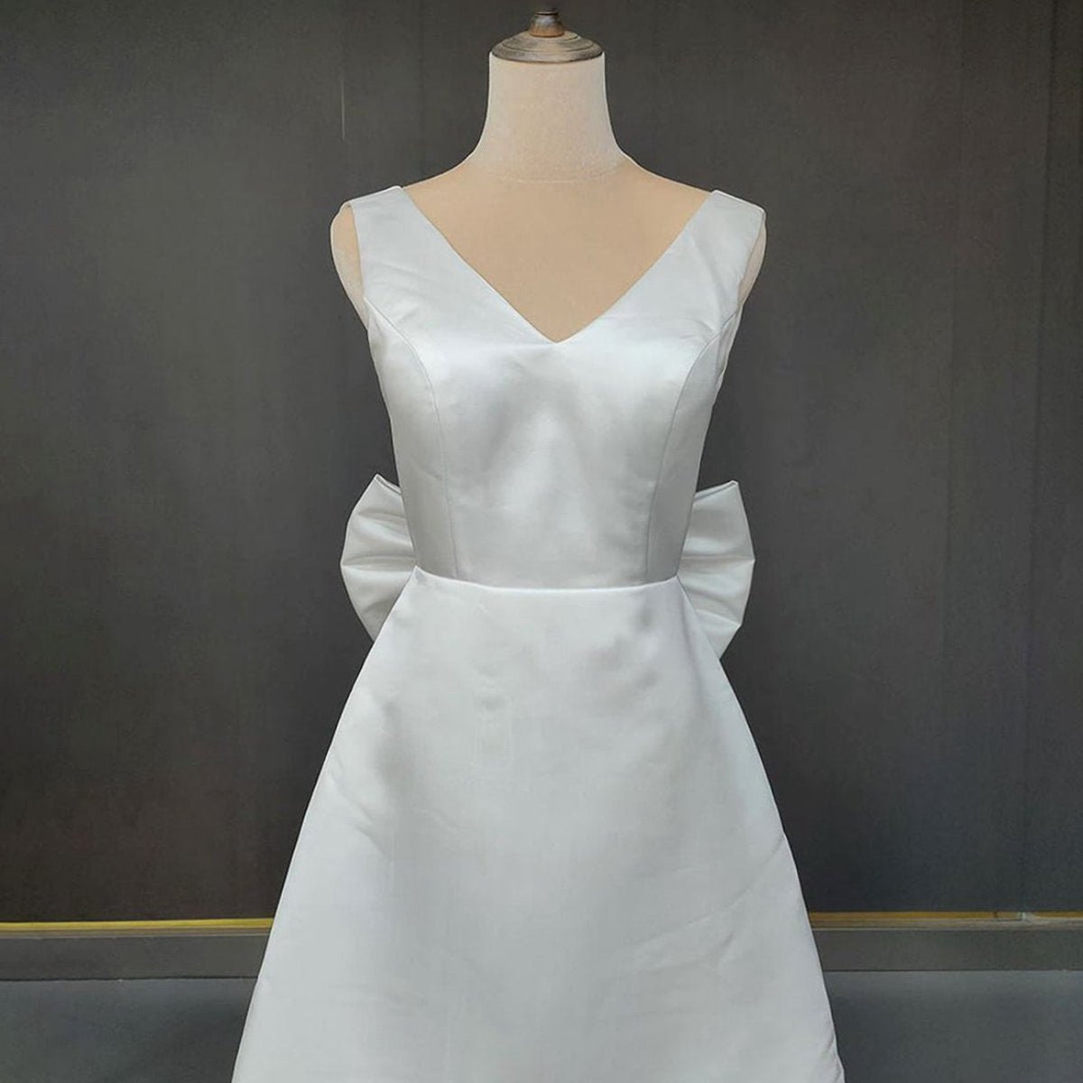 A-line Satin V-Neck Short Wedding Dresses with Large Bow