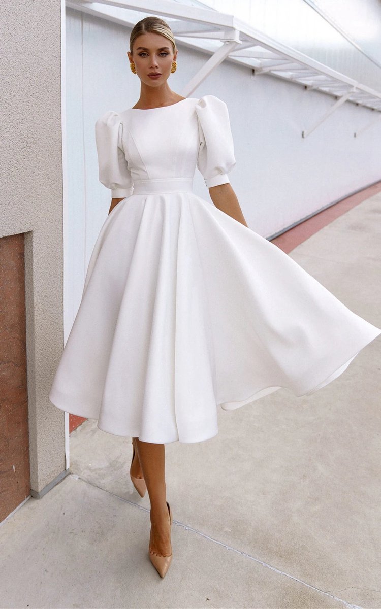 Elegant Bateau A-line Satin Knee-length Wedding Dresses