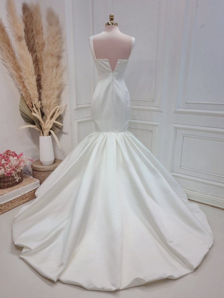 Mermaid Simple Satin Wedding Dresses Sweep Train Bridal Gown