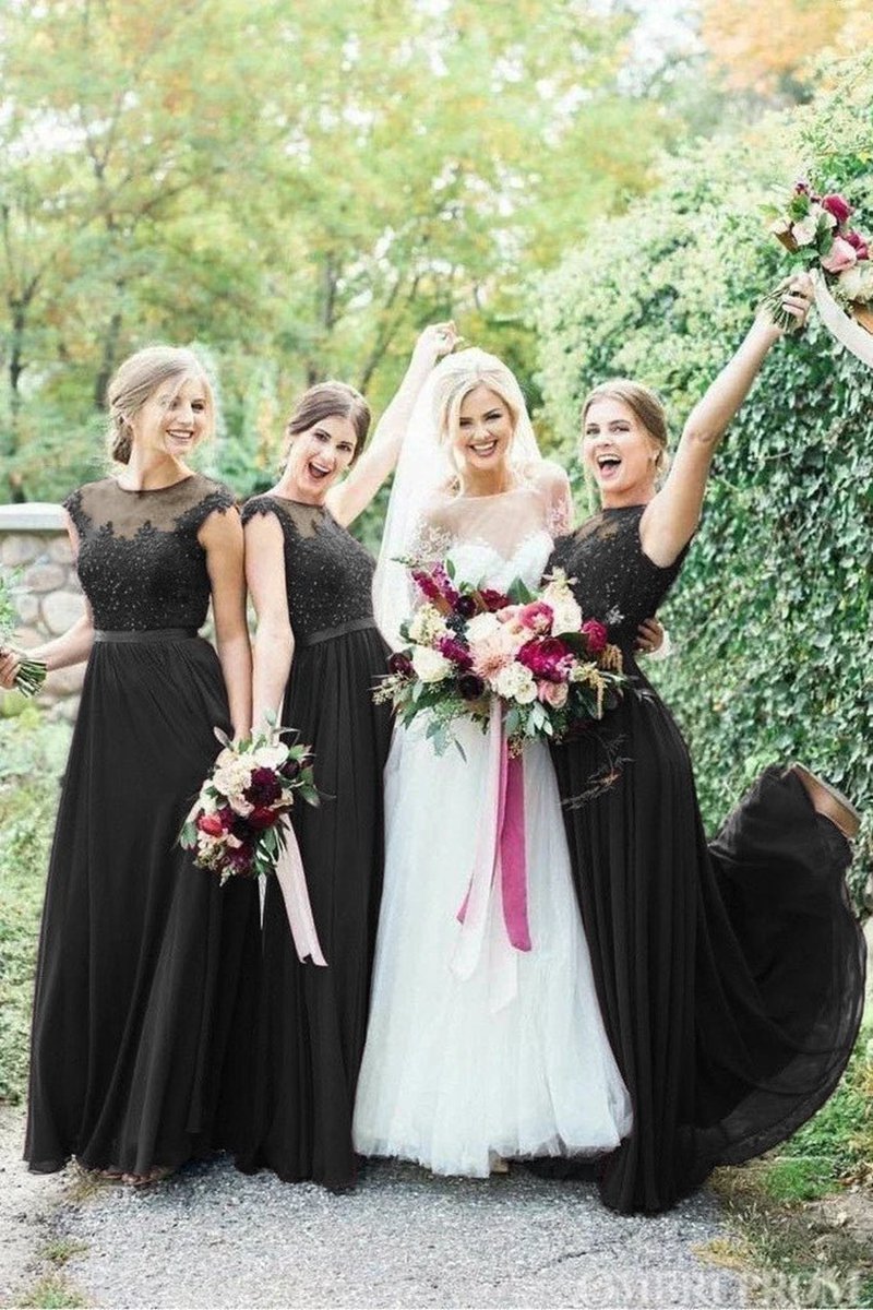 Round Neck Tulle Floor Length Bridesmaid Dresses