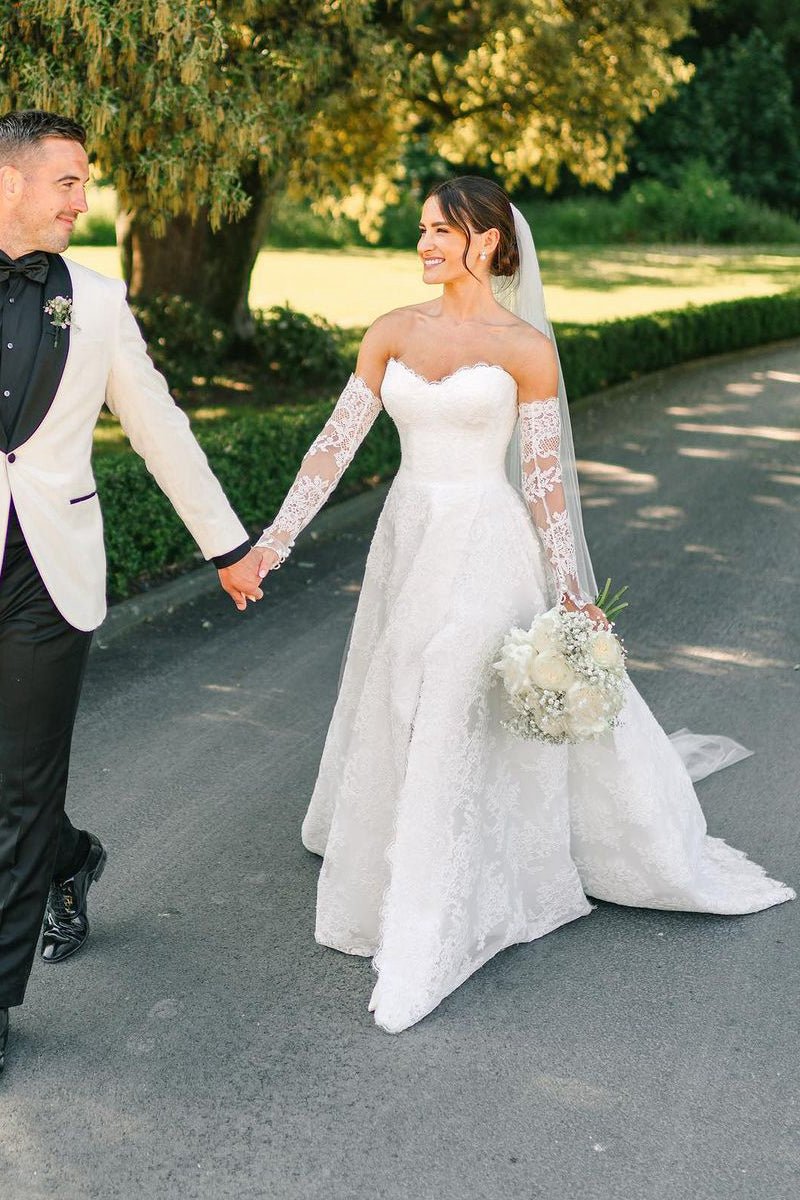 Vintage A-line Sweetheart Lace Wedding Dresses with Slit