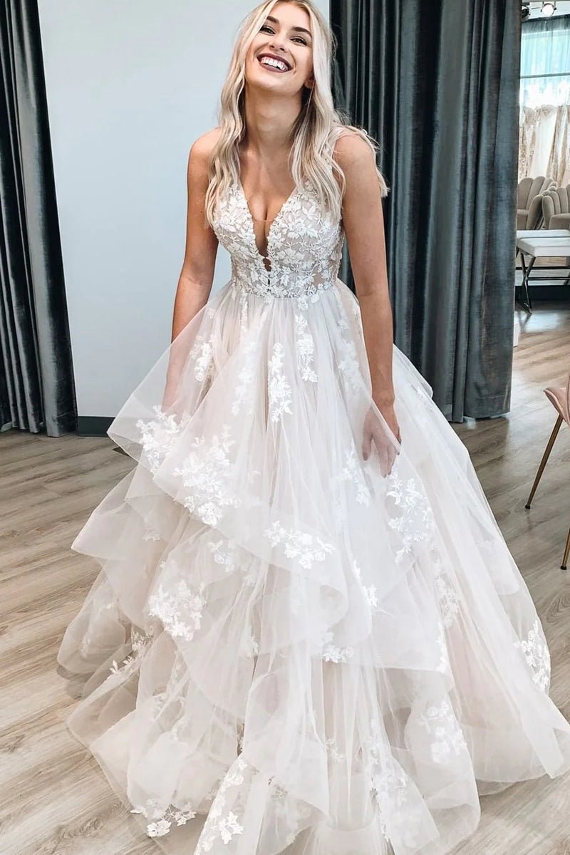 Elegant A-line V Neck Wedding Dresses with Appliques