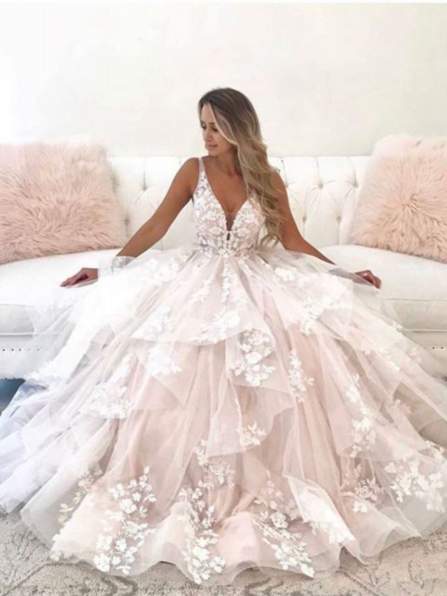 Elegant A-line V Neck Wedding Dresses with Appliques