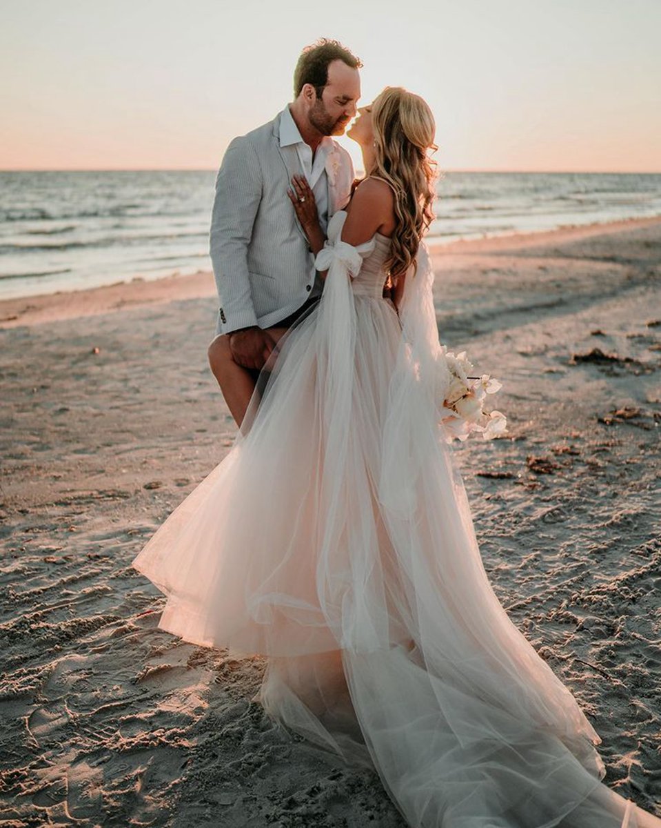 Fairy Off the Shoulder Tulle Wedding Dresses with Slit