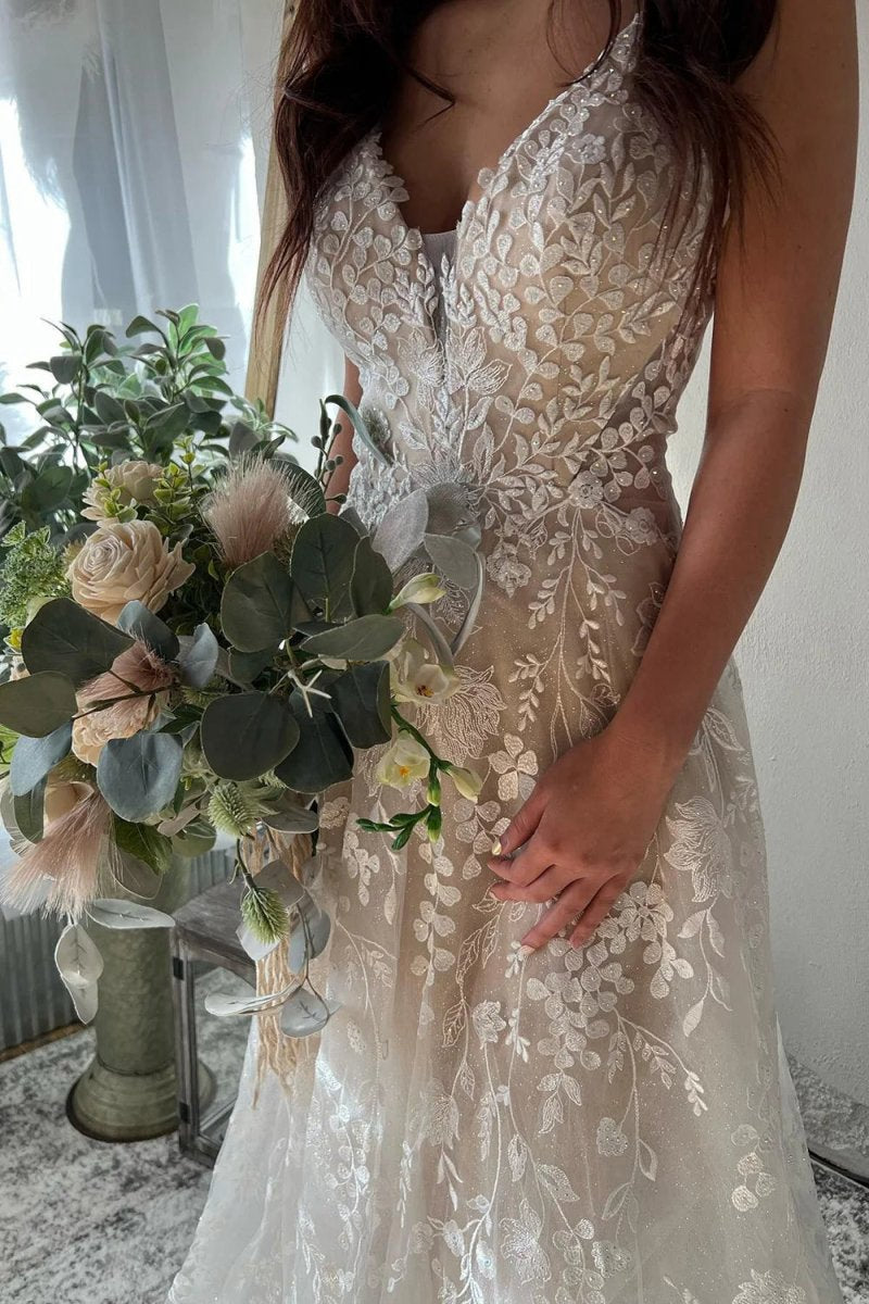 Exquisite A-line V Neck Lace Boho Wedding Dresses