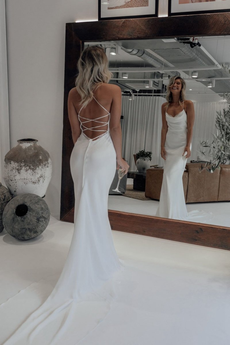 Mermaid Satin Spaghetti-Straps Wedding Dresses with Lace-Up Back