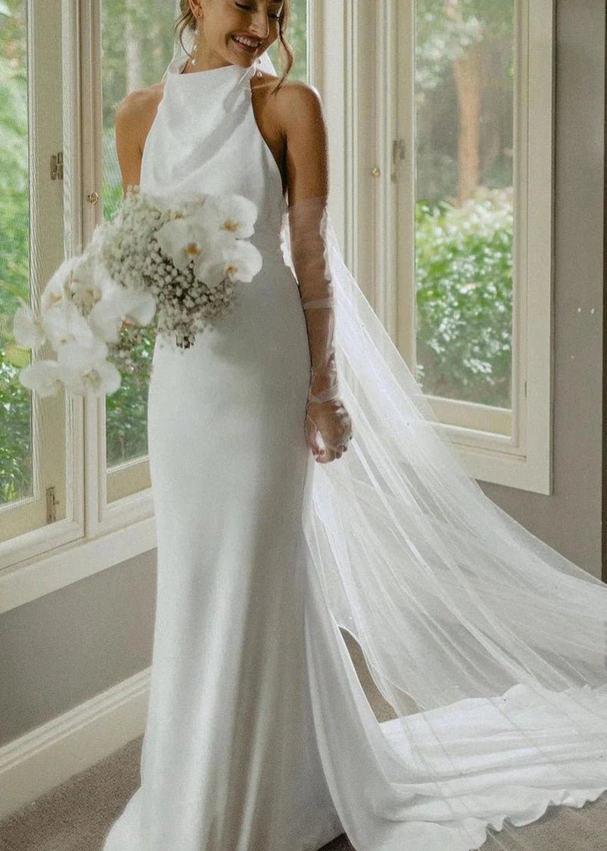 Elegant Mermaid Halter Satin Wedding Dresses