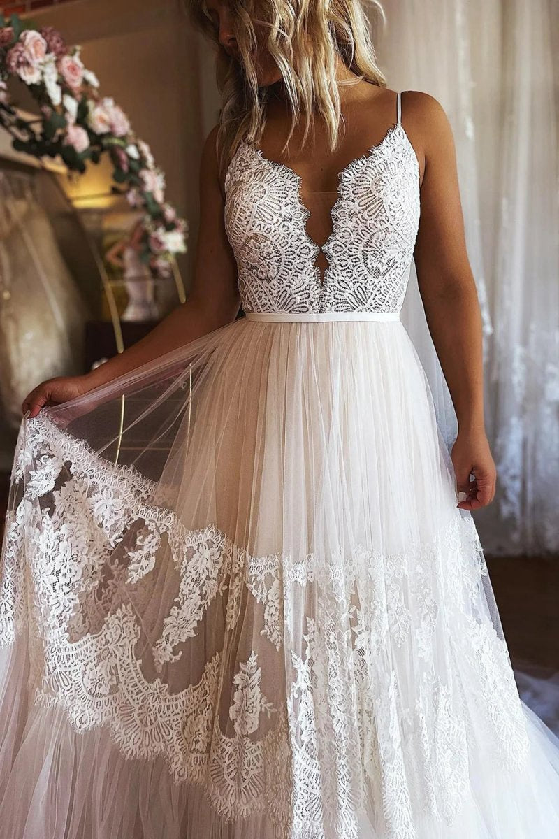 Boho A-line Long Tulle Wedding Dresses with Appliques