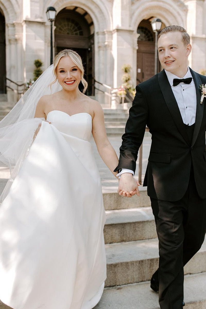 A-line Sweetheart Satin Wedding Dresses