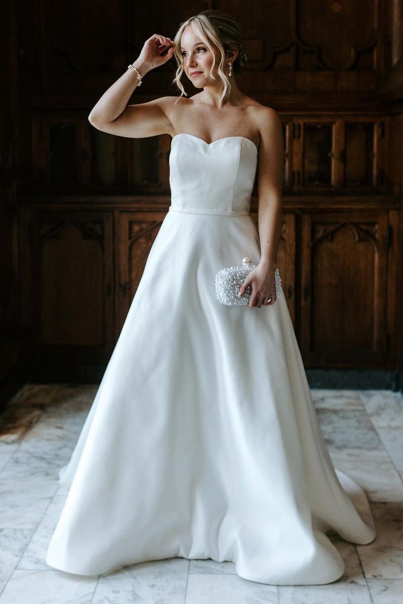 A-line Sweetheart Satin Wedding Dresses