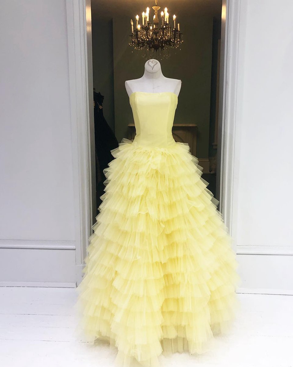 Quinceanera Dresses Elegant Strapless Floor Length Prom Dresses Ball Gown