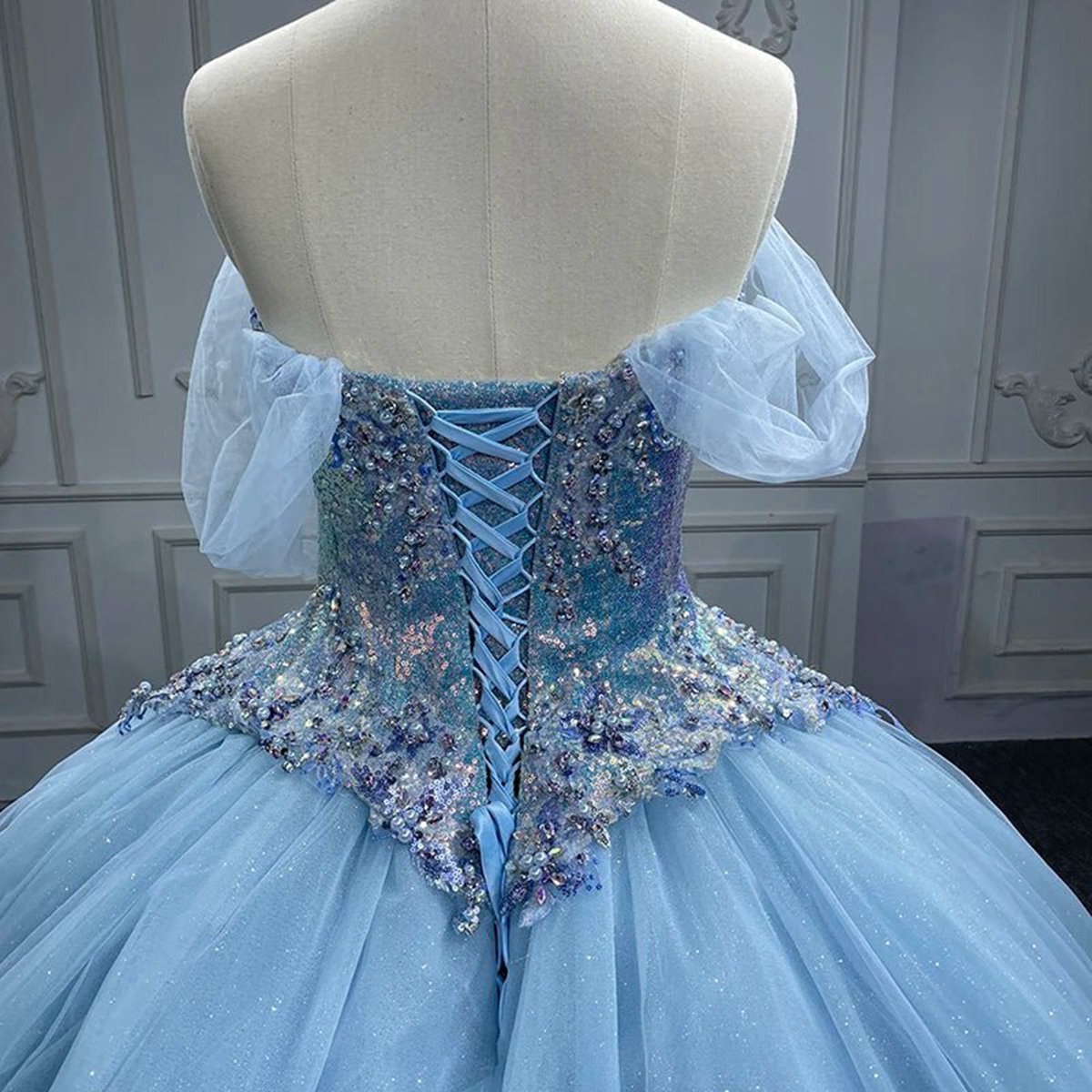 Quinceanera Dresses Princess Cap sleeve Ball Gown Sequins Square Collar Evening Party Dresses