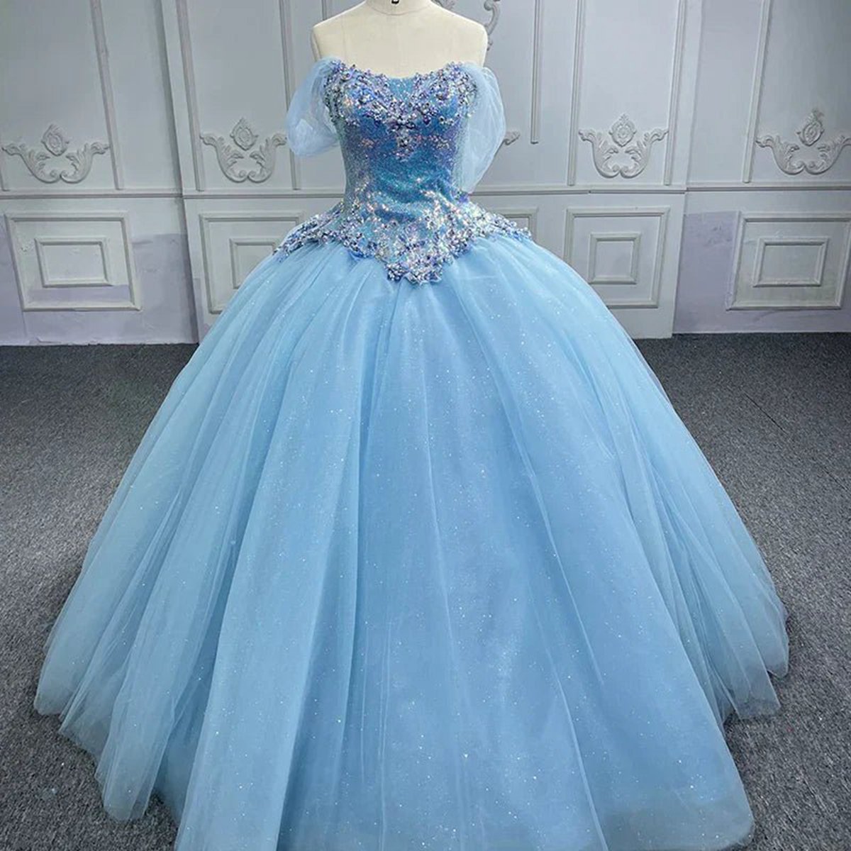 Quinceanera Dresses Princess Cap sleeve Ball Gown Sequins Square Collar Evening Party Dresses