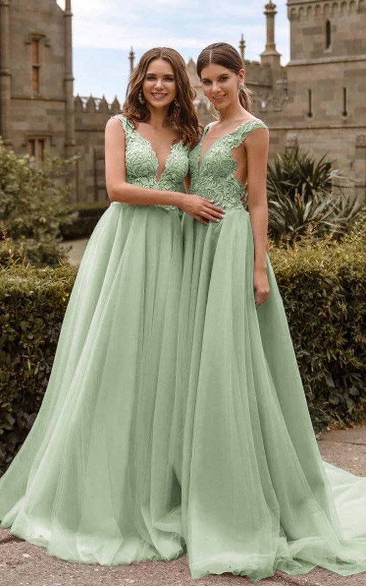 Lace V Neck Bridesmaid Dresses Illusion Back Tulle Dresses