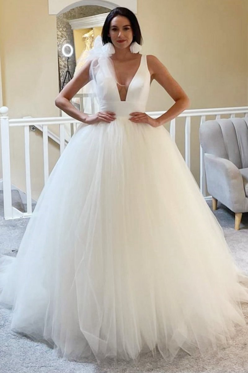A-line Tulle Plunge V Open Back Wedding Dresses